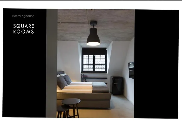 Square 8 杜塞尔多夫