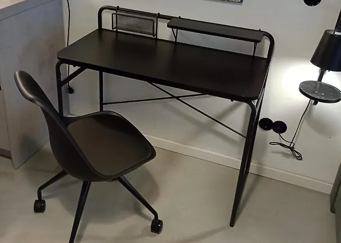 Square 8 * 杜塞尔多夫