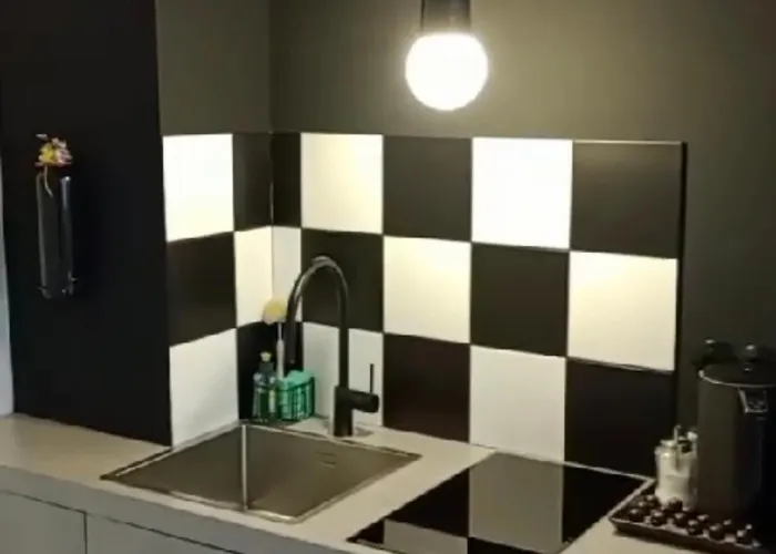 Square 8 杜塞尔多夫