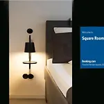 Square 8 * デュッセルドルフ