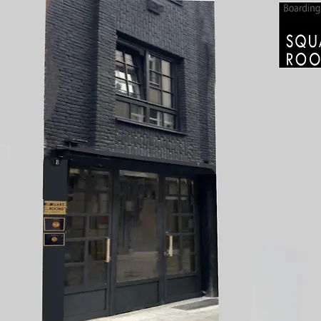 Square 8 Апартаменты