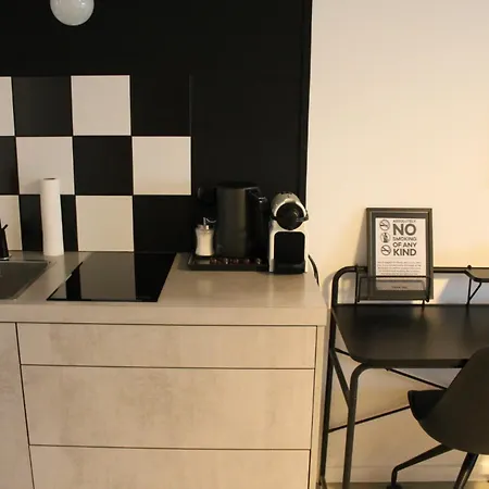 Square 8 * Düsseldorf