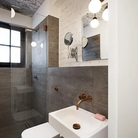 Square 8 * Düsseldorf