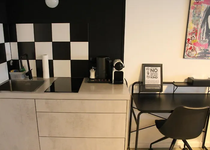 Square 8 * Düsseldorf